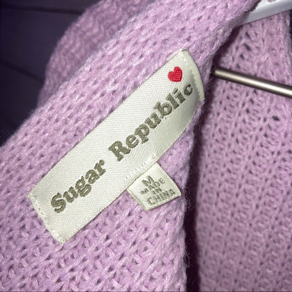 NWT Open Back Twist Pink Knit Sweater - Picture 3 of 5